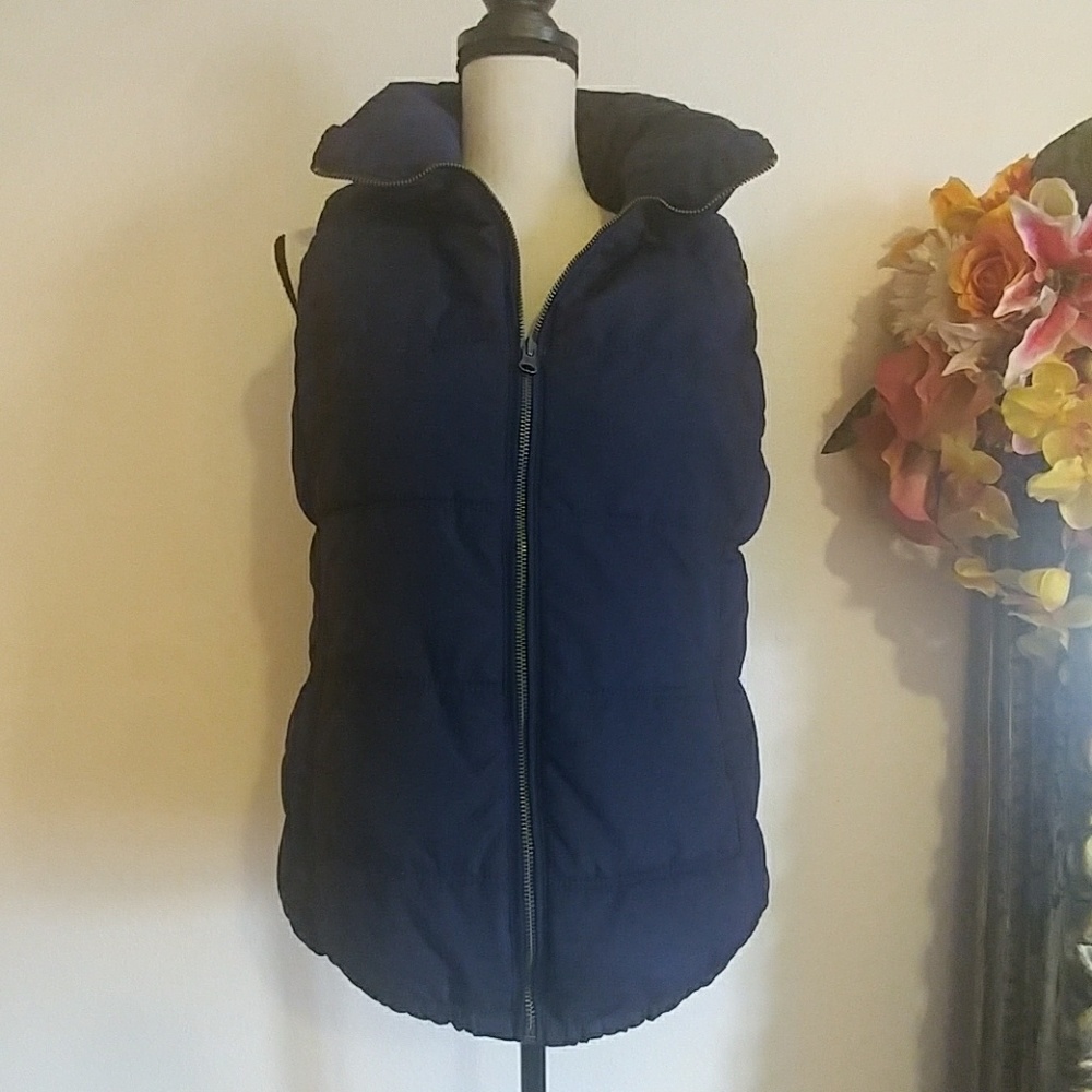 Navy Blue Puffer Vest